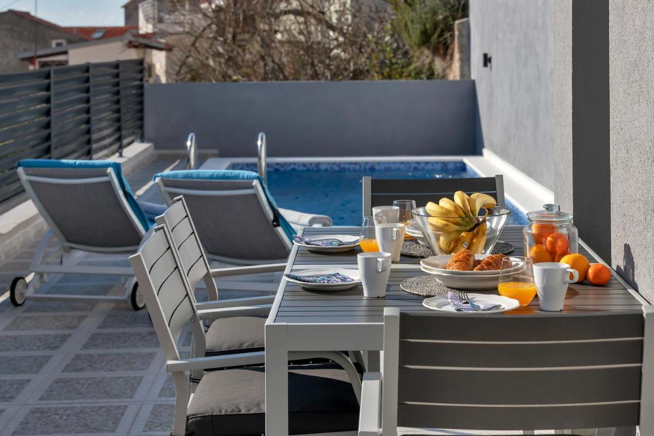 Apartment Lotte With Private Pool In The City Center! Makarska Eksteriør billede