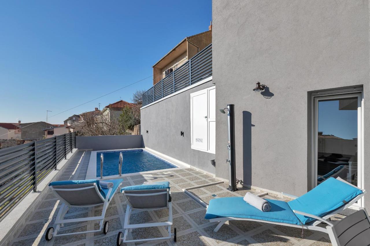 Apartment Lotte With Private Pool In The City Center! Makarska Eksteriør billede