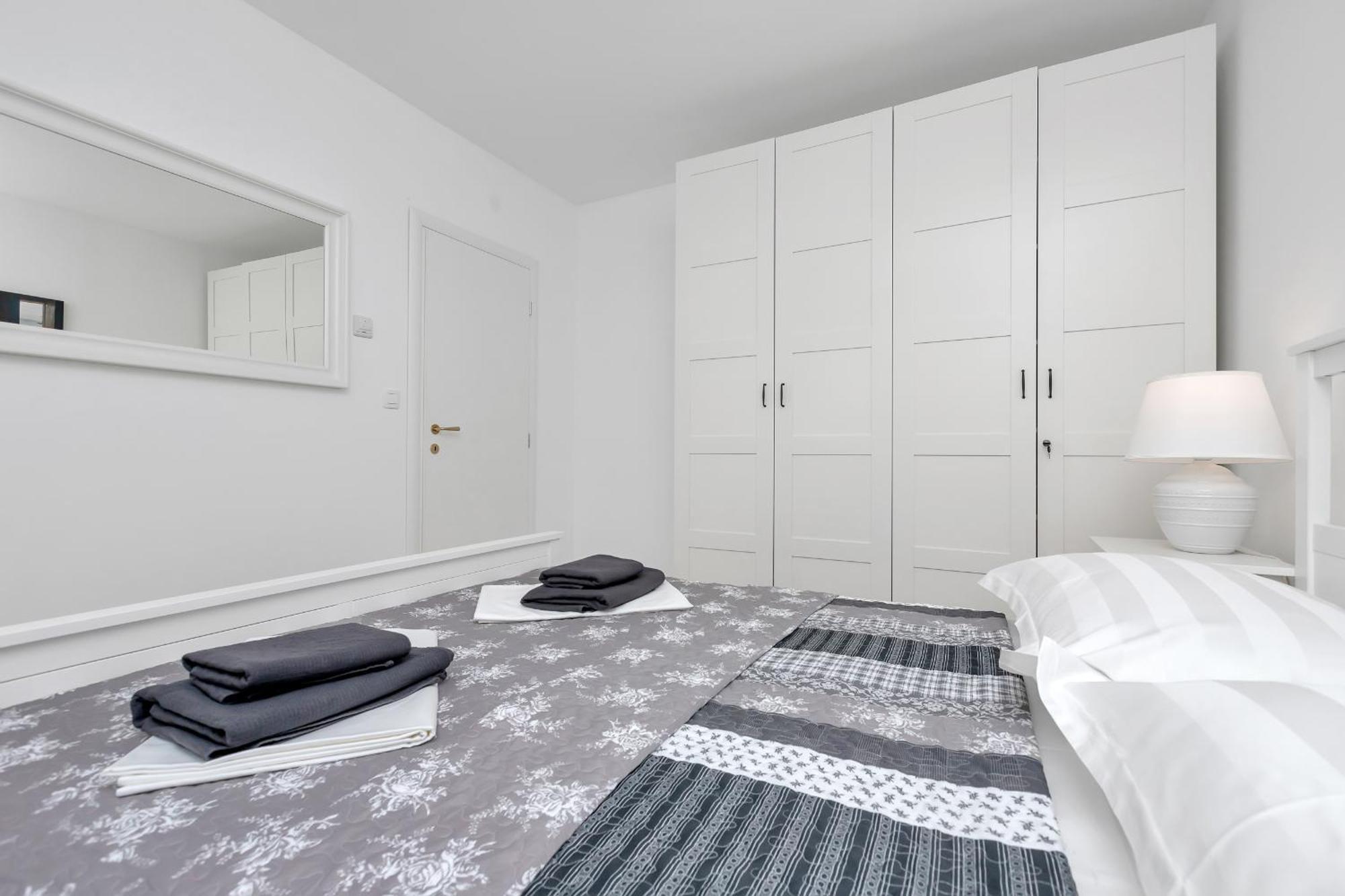 Apartment Lotte With Private Pool In The City Center! Makarska Værelse billede